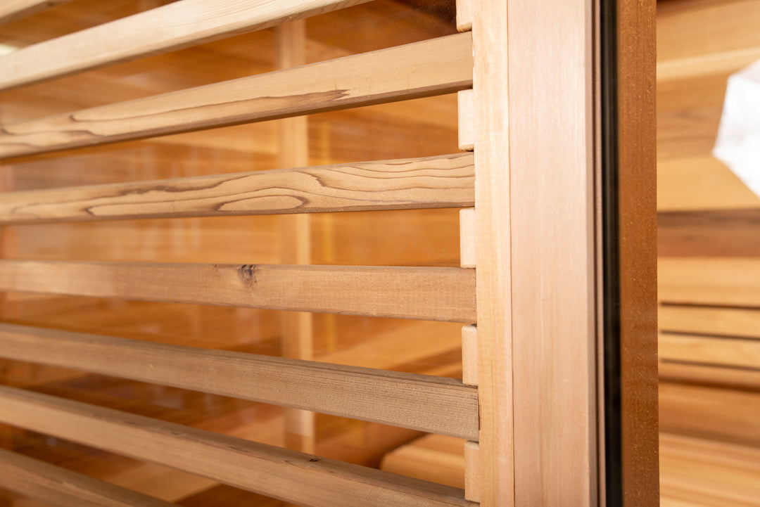 CU550 CU552 - Bois de cèdre rouge