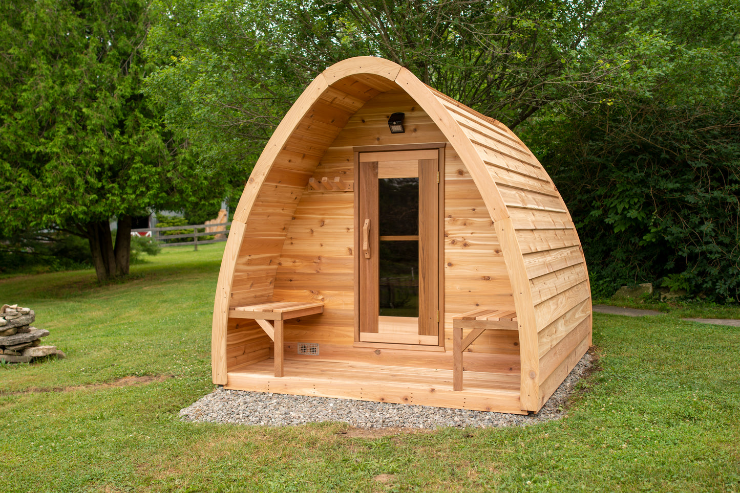POD sauna with porch