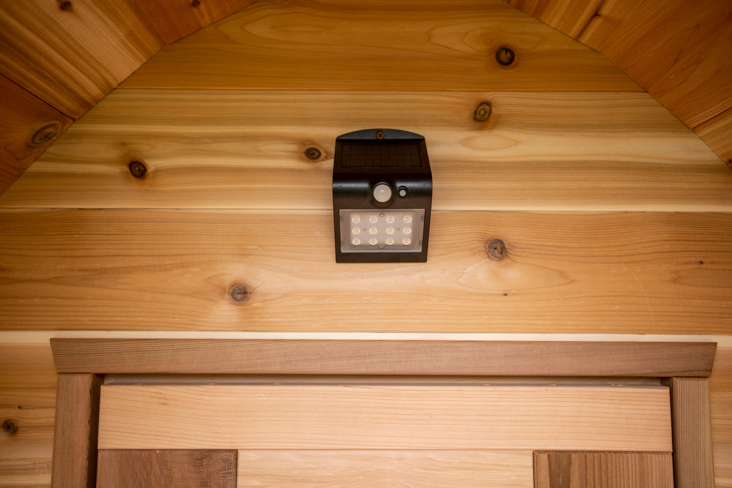 POD sauna with porch