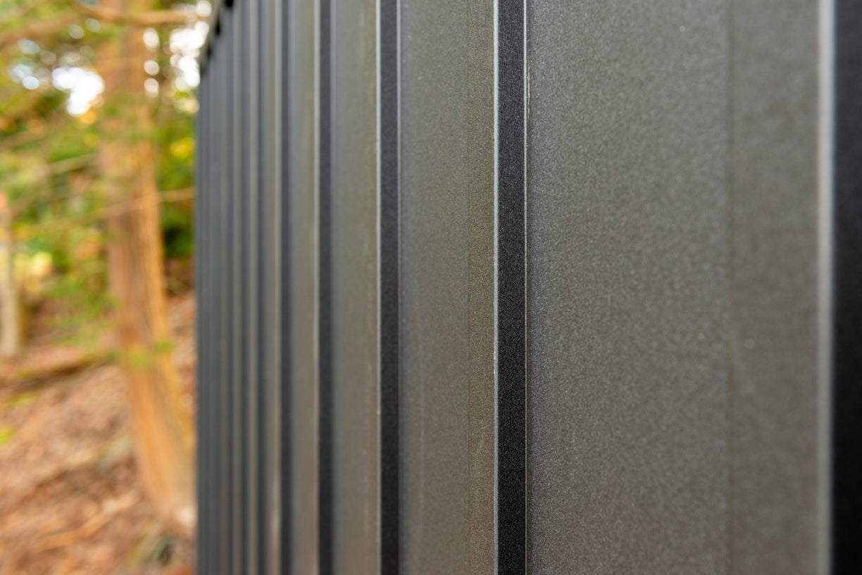 Hudson - Red cedar wood