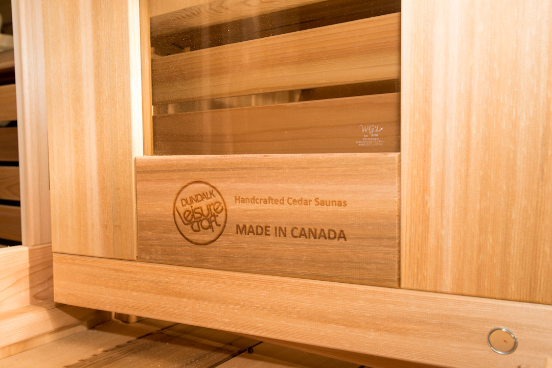 Panoramic with Porch - Red cedar wood