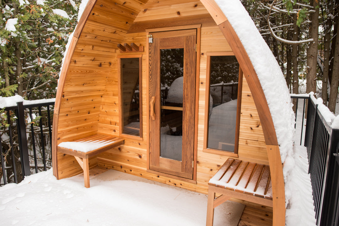 Pod with Porch and Changeroom - Red cedar wood