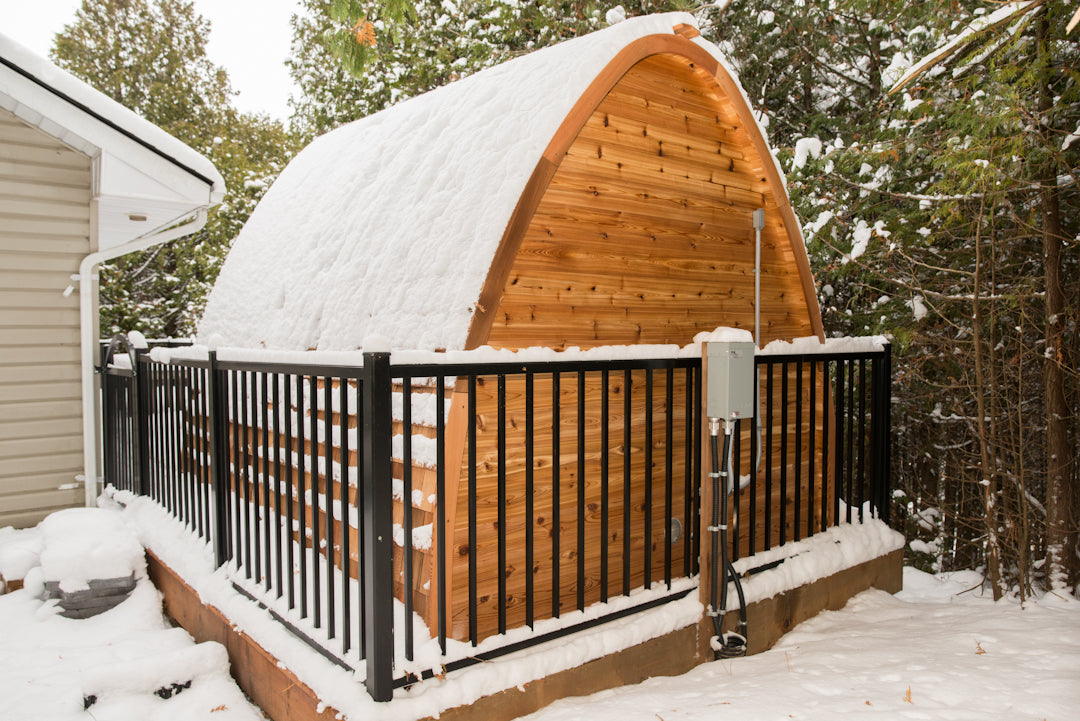 Pod with Porch and Changeroom - Red cedar wood