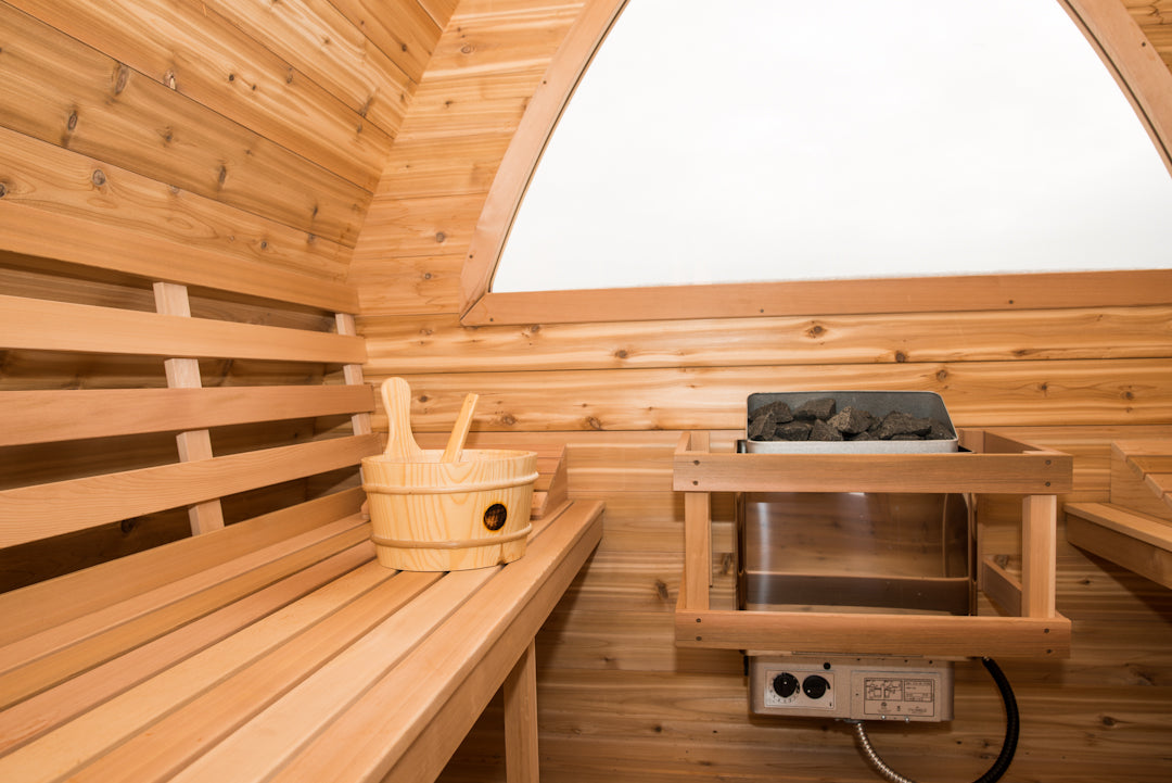 Pod with Porch and Changeroom - Red cedar wood