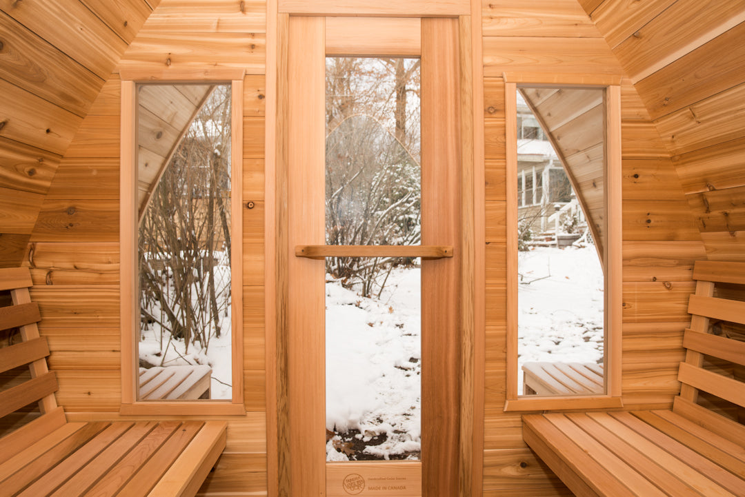 Pod with Porch and Changeroom - Red cedar wood